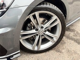 Volkswagen Golf R-LINE TDI BLUEMOTION TECHNOLOGY 3