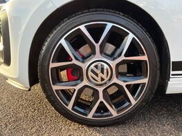 Volkswagen Up UP GTI 12