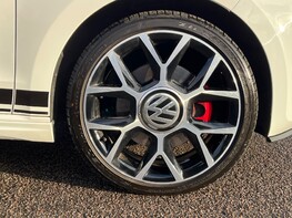 Volkswagen Up UP GTI 15