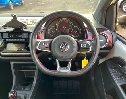 Volkswagen Up UP GTI 18