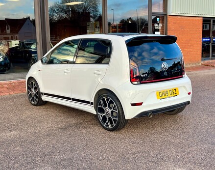 Volkswagen Up UP GTI 8