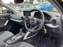 Audi Q2 TFSI TECHNIK 18