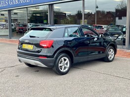 Audi Q2 TFSI TECHNIK 8