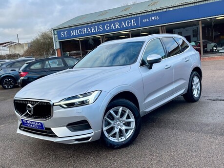 Volvo XC60 B4 MOMENTUM AWD