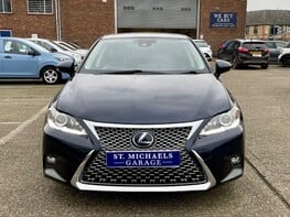 Lexus CT 200H LUXURY 5