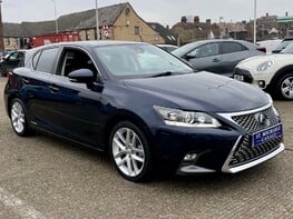 Lexus CT 200H LUXURY 4