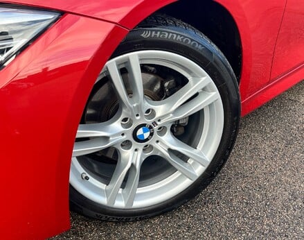 BMW 3 Series 320D M SPORT TOURING 3