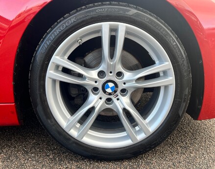 BMW 3 Series 320D M SPORT TOURING 16