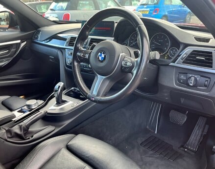 BMW 3 Series 320D M SPORT TOURING 18