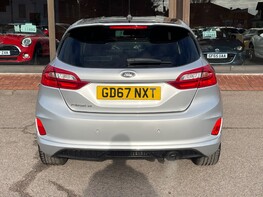 Ford Fiesta ST-LINE 6