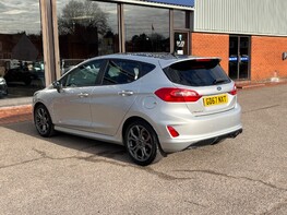 Ford Fiesta ST-LINE 9