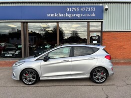 Ford Fiesta ST-LINE 11