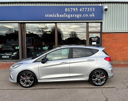 Ford Fiesta ST-LINE 11