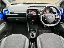 Toyota Aygo VVT-I X-CLUSIV X-SHIFT 2