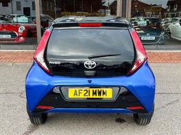 Toyota Aygo VVT-I X-CLUSIV X-SHIFT 6