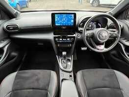 Toyota Yaris Cross GR SPORT 2