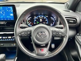 Toyota Yaris Cross GR SPORT 20