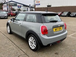 Mini Hatch COOPER 9