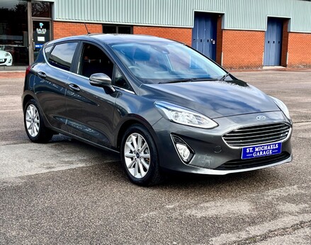 Ford Fiesta TITANIUM MHEV 4
