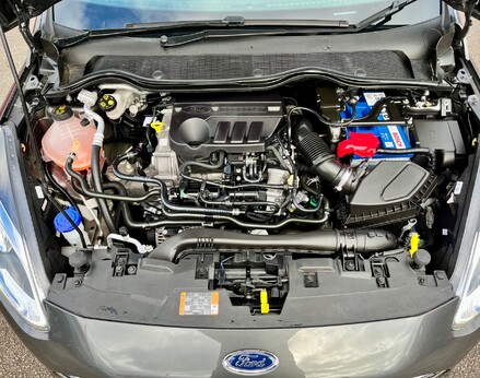 Ford Fiesta TITANIUM MHEV 7