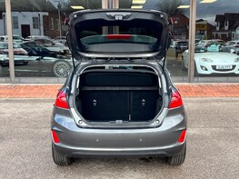 Ford Fiesta TITANIUM MHEV 61