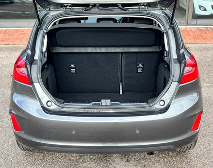 Ford Fiesta TITANIUM MHEV 62