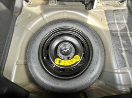 Ford Fiesta TITANIUM MHEV 64