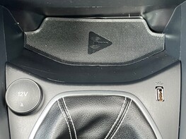 Ford Fiesta TITANIUM MHEV 48
