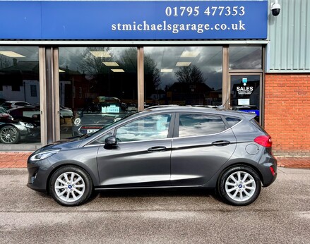 Ford Fiesta TITANIUM MHEV 11