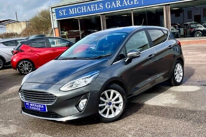 Ford Fiesta TITANIUM MHEV