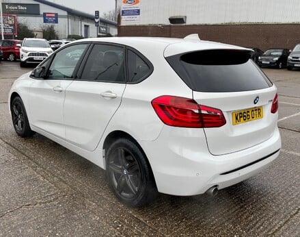 BMW 2 Series 218D SPORT ACTIVE TOURER 9