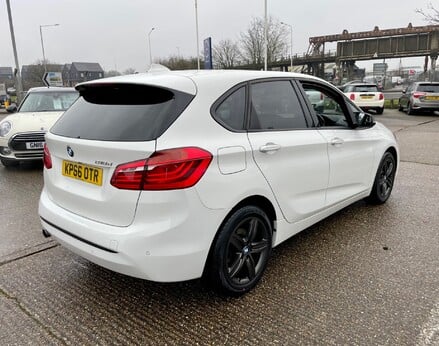 BMW 2 Series 218D SPORT ACTIVE TOURER 8