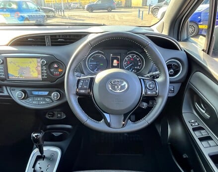 Toyota Yaris VVT-I EXCEL 19