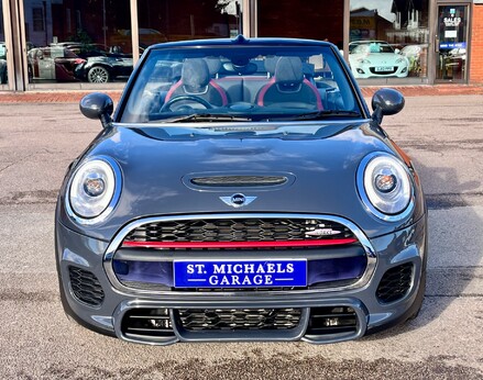 Mini Convertible JOHN COOPER WORKS 5