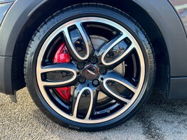 Mini Convertible JOHN COOPER WORKS 17