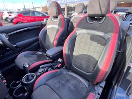 Mini Convertible JOHN COOPER WORKS 61