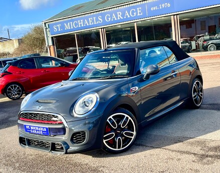 Mini Convertible JOHN COOPER WORKS 3