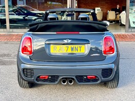 Mini Convertible JOHN COOPER WORKS 64