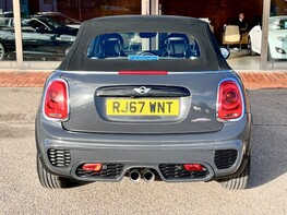 Mini Convertible JOHN COOPER WORKS 63