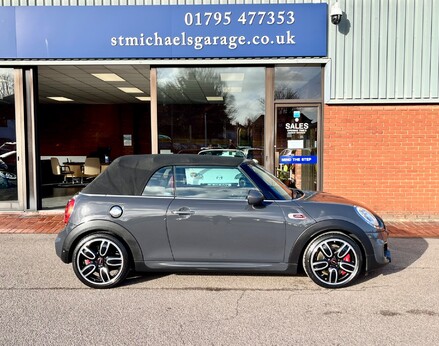 Mini Convertible JOHN COOPER WORKS 13