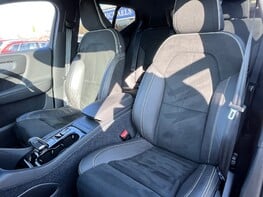 Volvo XC40 D3 R-DESIGN 52