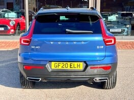 Volvo XC40 D3 R-DESIGN 6