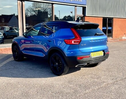 Volvo XC40 D3 R-DESIGN 9