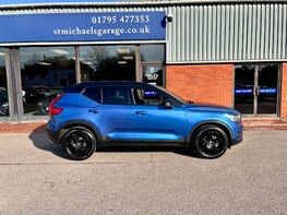 Volvo XC40 D3 R-DESIGN 10