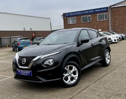 Nissan Juke DIG-T N-CONNECTA 1