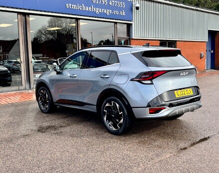 Kia Sportage GT-LINE ISG MHEV 9