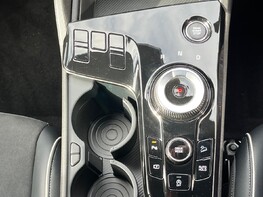 Kia Sportage GT-LINE ISG MHEV 51