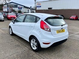 Ford Fiesta ZETEC 9