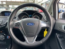 Ford Fiesta ZETEC 19