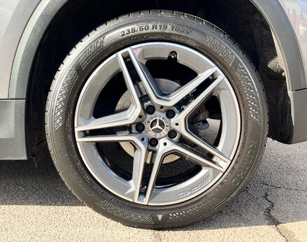 Mercedes-Benz GLA Class GLA 200 AMG LINE EXECUTIVE 14